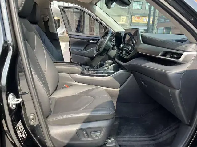 TOYOTA Highlander 380T four-wheel drive Premium Edition 7 seats