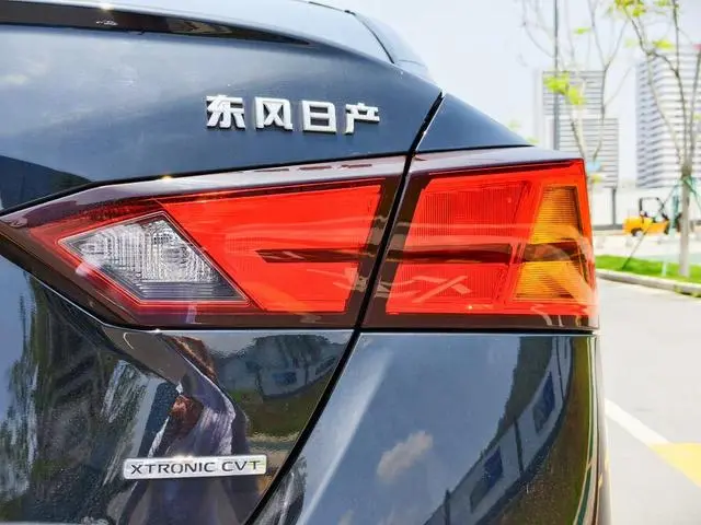 Nissan Teana Facelift 2.0 L XL Upper Smart Edition