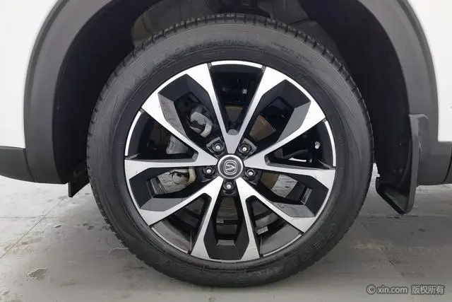 Changan Changan CS85 COUPE 1.5T dynamic version