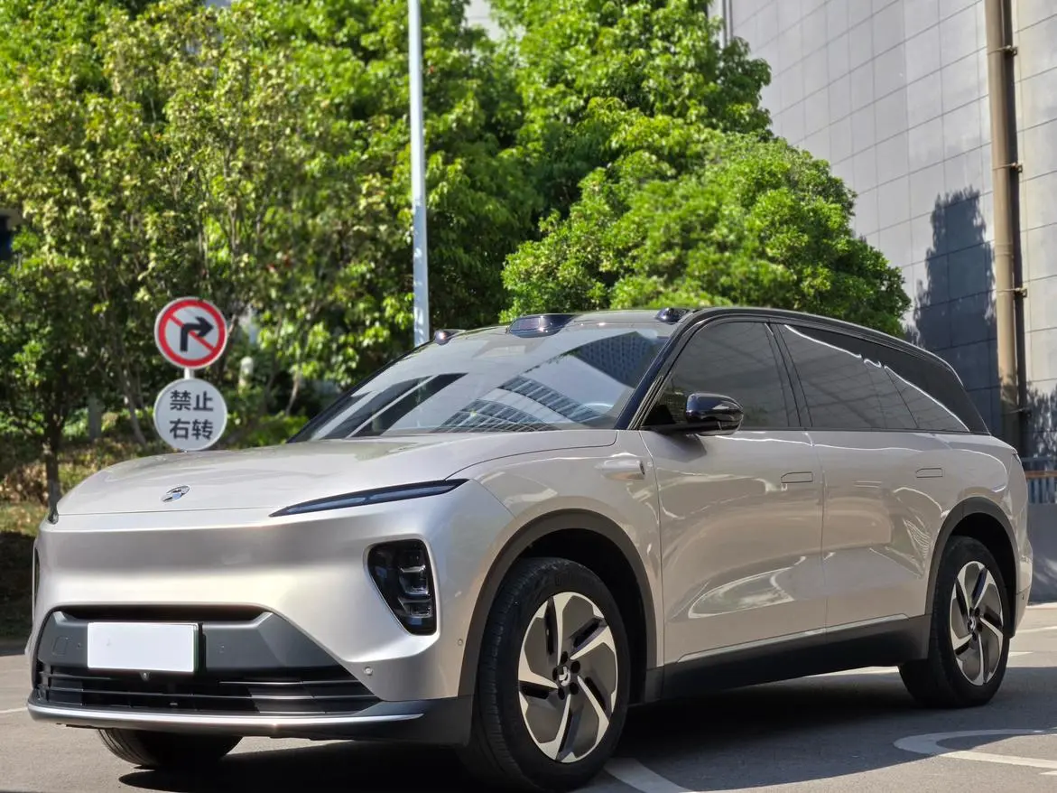 NIO NIO ES8 100kWh