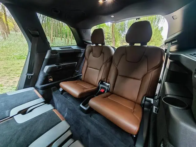 Volvo Volvo XC90 PHEV E-drive hybrid T8 Zhizun Deluxe Edition 7 Seats