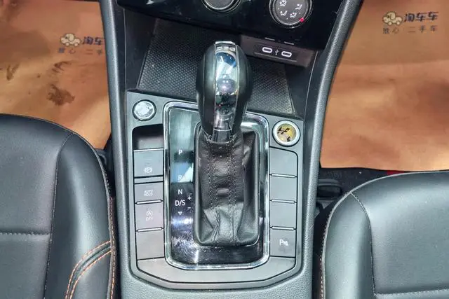 Volkswagen Bora 200TSI DSG Yuexing Edition