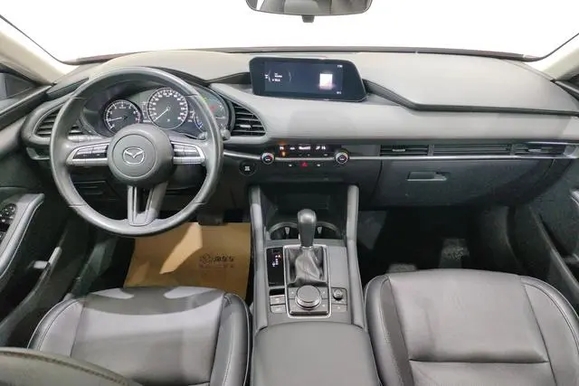 Mazda Mazda 3 Angkesaila 1.5L automatic quality version