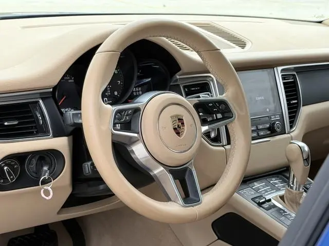 Porsche Macan Macan 2.0T