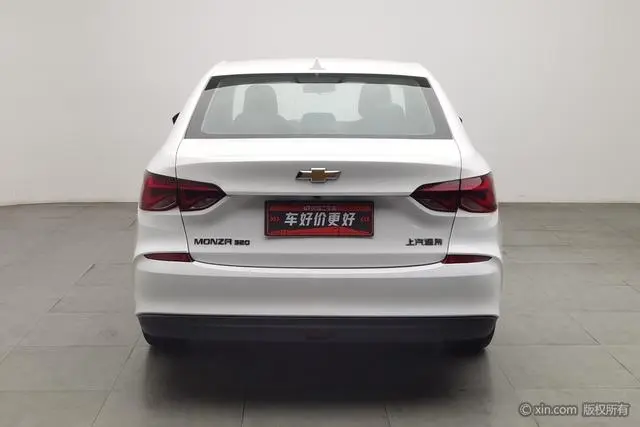 Chevrolet Cruze 320 automatic Enjoy Skylight version