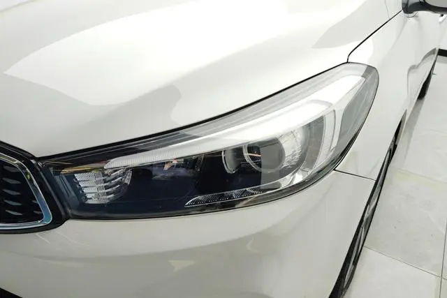 Kia Kia K3 1.6L automatic 15th Anniversary Special Edition GLS