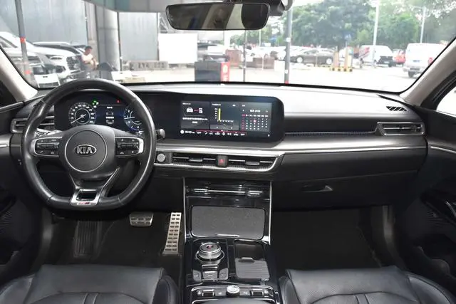 Kia Kia K5 380T GT-Line Ultimate Edition