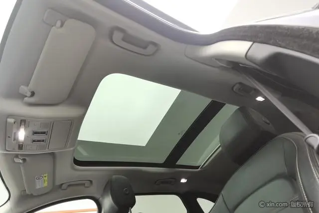 Jaguar Jaguar F-PACE 2.0T four-wheel drive Urban Exclusive Edition