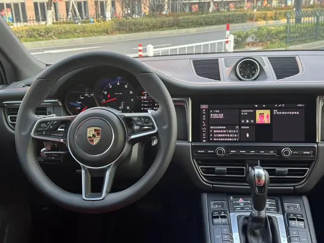 Porsche Macan Macan 2.0T