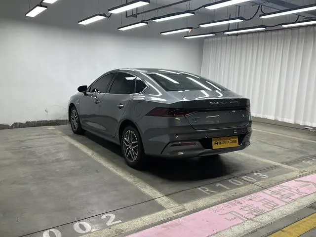 BYD Qin PLUS DM DM-i Champion Edition 55KM Transcendent Type