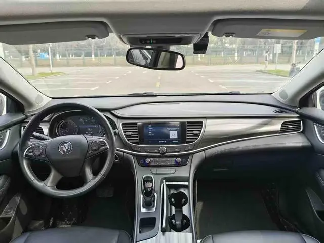 Buick Lacrosse 552T luxury