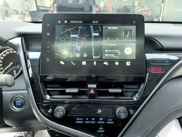 TOYOTA Camry 2.0G Deluxe Edition