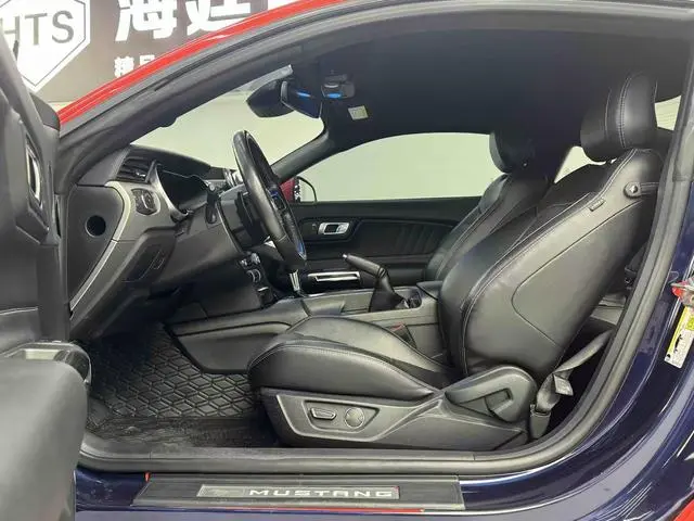 Ford Mustang 2.3T EcoBoost