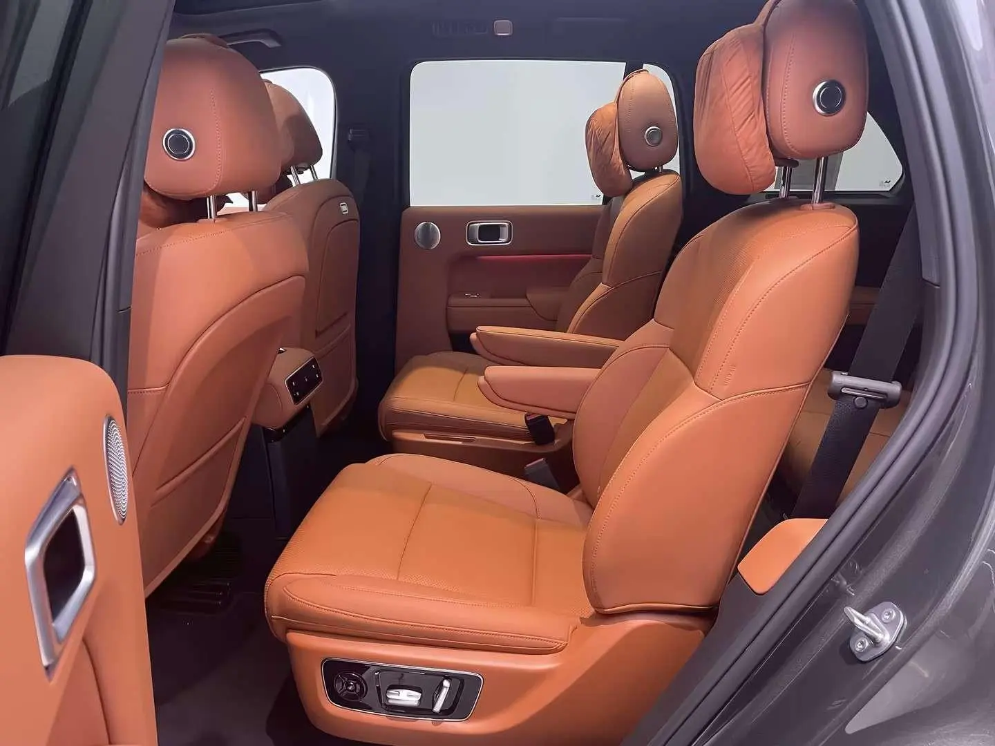 Li Auto Ideal L8 Max Smart new version