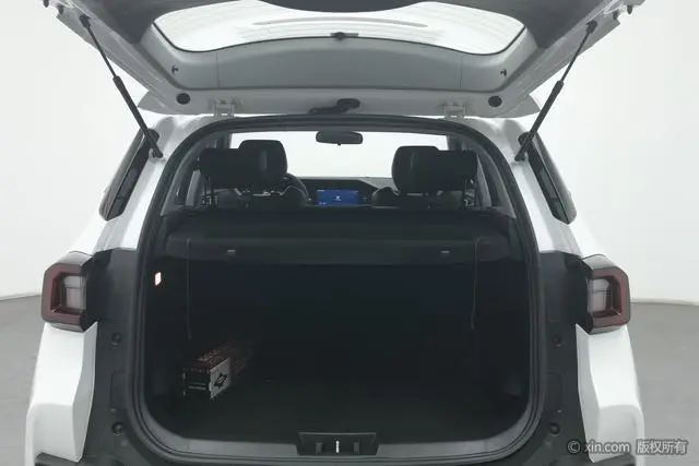 Cowing Xuanjie Facelift 1.5L manual tide