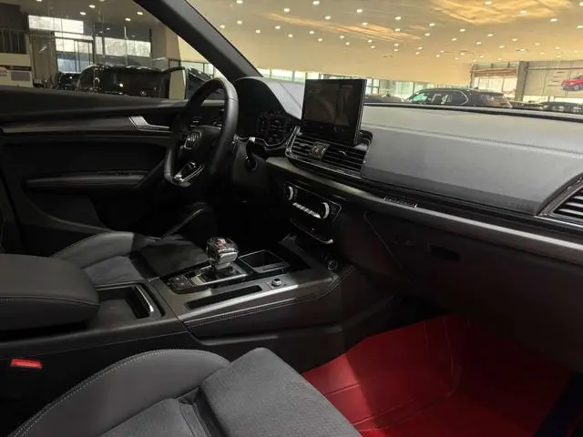 Audi Audi Q5L Sportback Facelift 40 TFSI luxury
