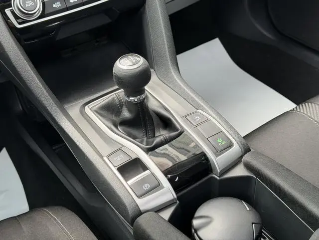 Honda Civic 220TURBO Manual Deluxe Edition