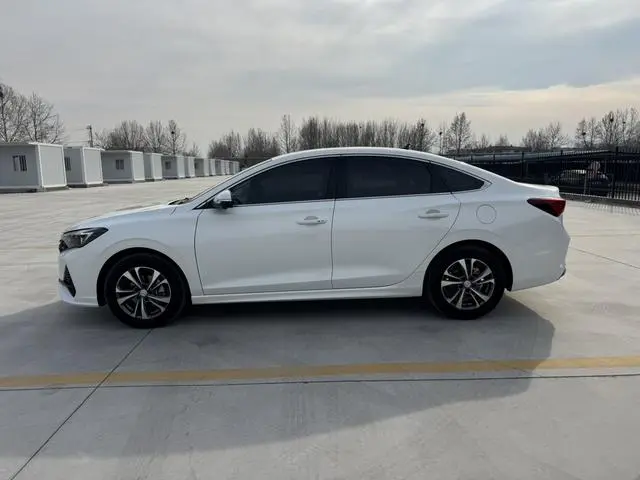 Changan Yidong PLUS 1.4T DCT High Energy Version