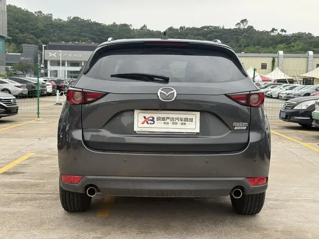 Mazda Mazda CX-5 Facelifted 2.0L automatic two-wheel drive Zhizun type