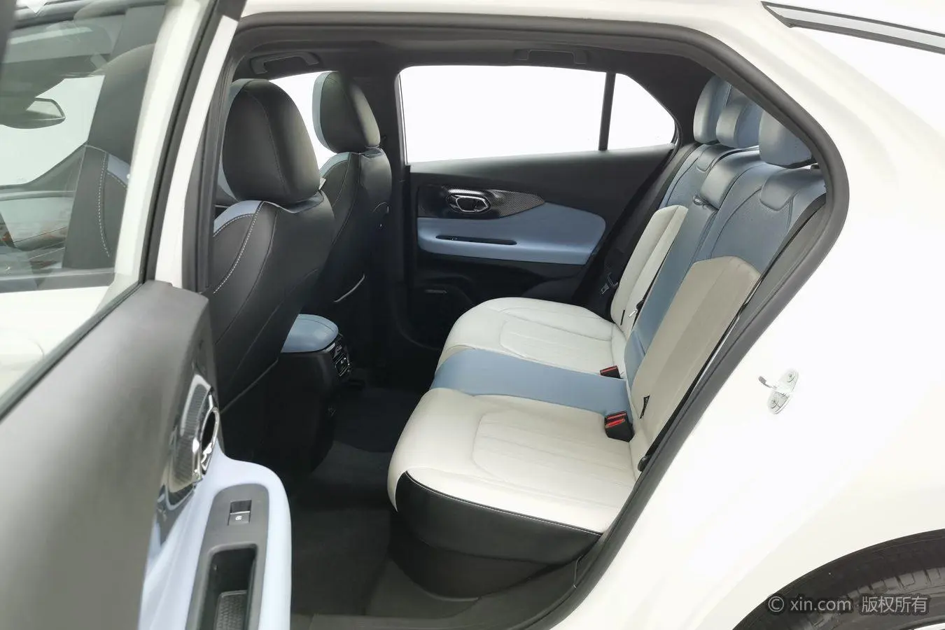 GAC Shadow Leopard 2.0L DHT Smart Hybrid Version
