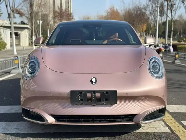 Ora Euler Lightning Cat 555km Premium Edition