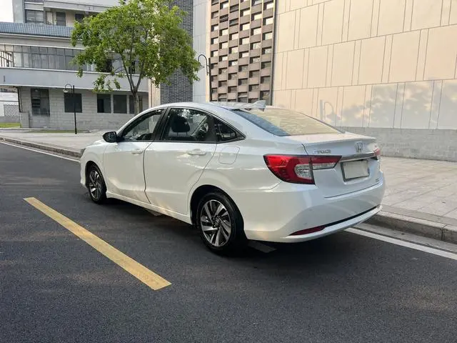 Honda Lingpai 180Turbo CVT Deluxe Edition Country VI