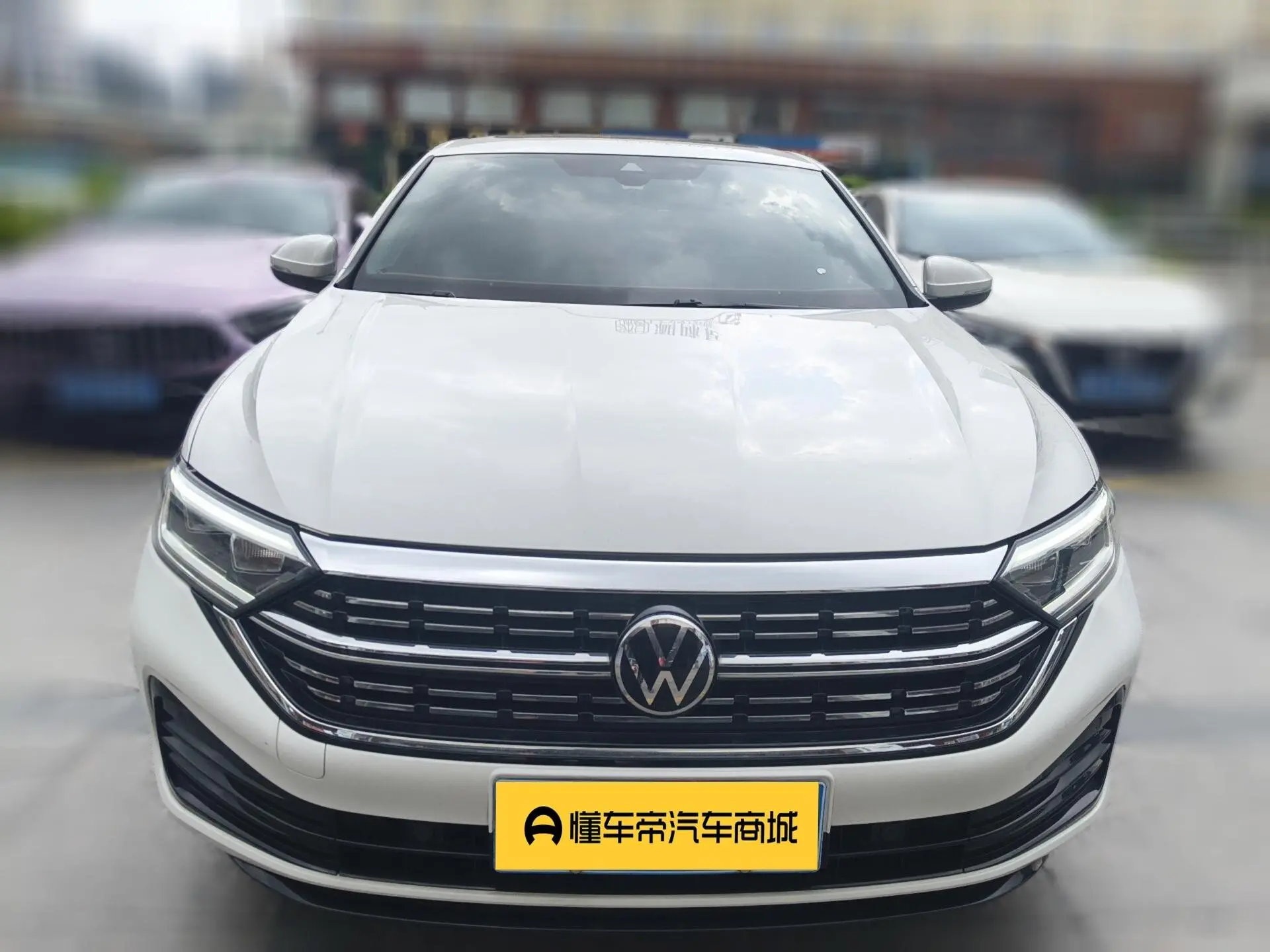 Volkswagen Sagitar 300TSI DSG Beyond Edition