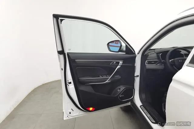 Geely Boyue 1.8TD DCT Zhizun PRO