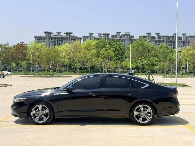 Honda Accord Rui*T Dynamic 260TURBO Excellent Edition