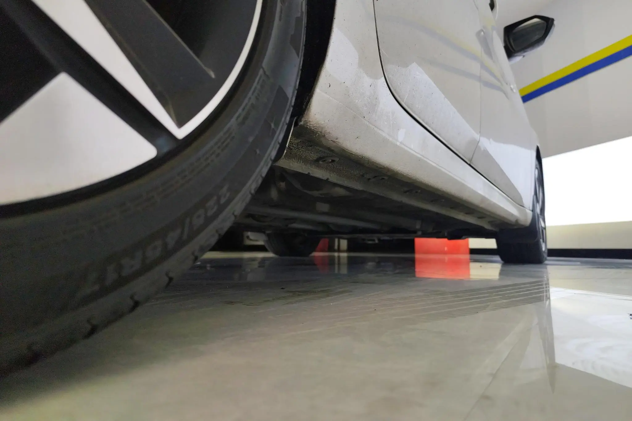 Hyundai Elantra 1.5L CVT LUX Premium Edition