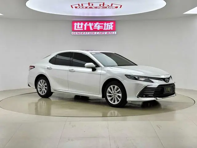 TOYOTA Camry 2.0GVP Leading Edition