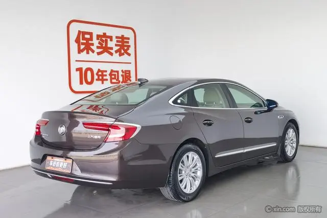 Buick Lacrosse Facelift 20T leading type