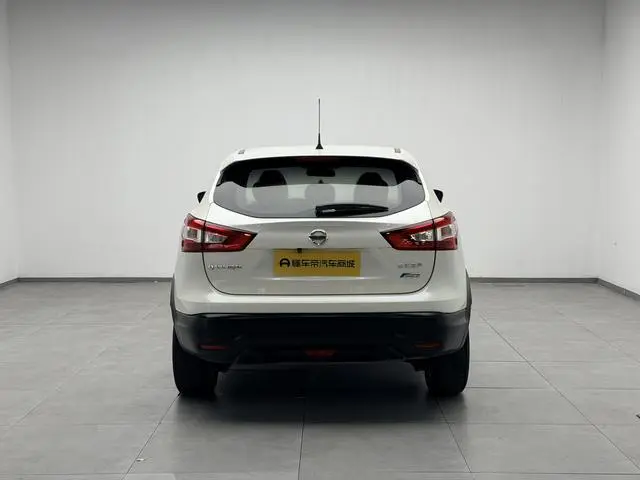 Nissan Qashqai 1.2T CVT Fashion Edition