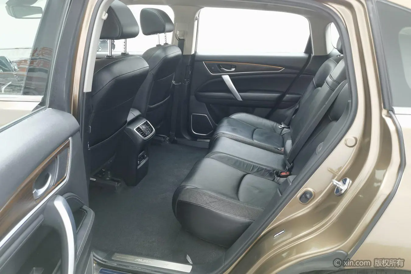 Honda Crown Road 370TURBO Four-wheel drive Exclusive Edition