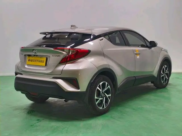 TOYOTA Toyota C-HR 2.0L Leading version