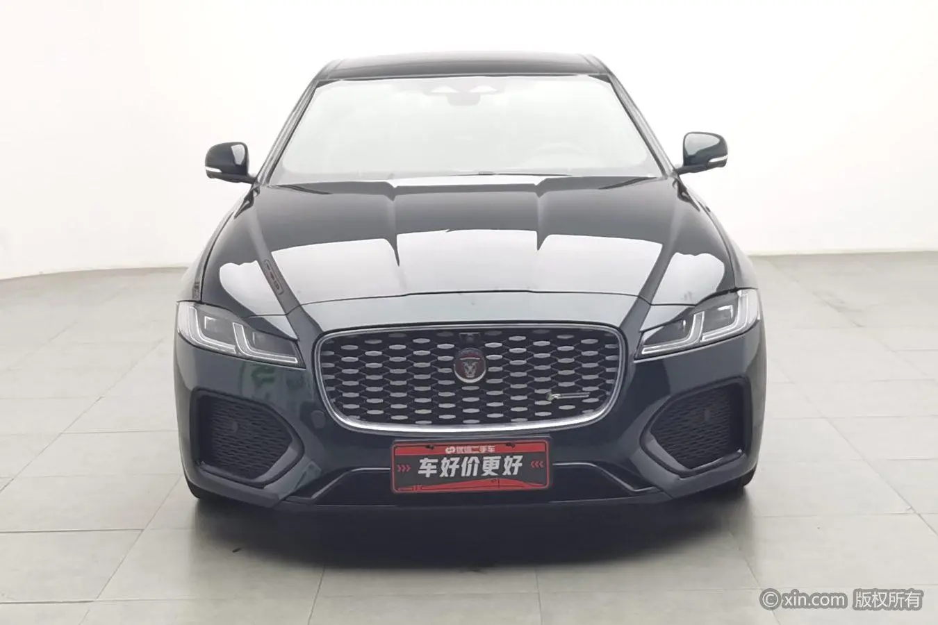 Jaguar Jaguar XFL 2.0T P300 four-wheel drive flagship sports version