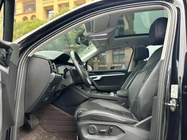 Volkswagen Touareg 3.0 TSI Ruizhi Edition Country VI
