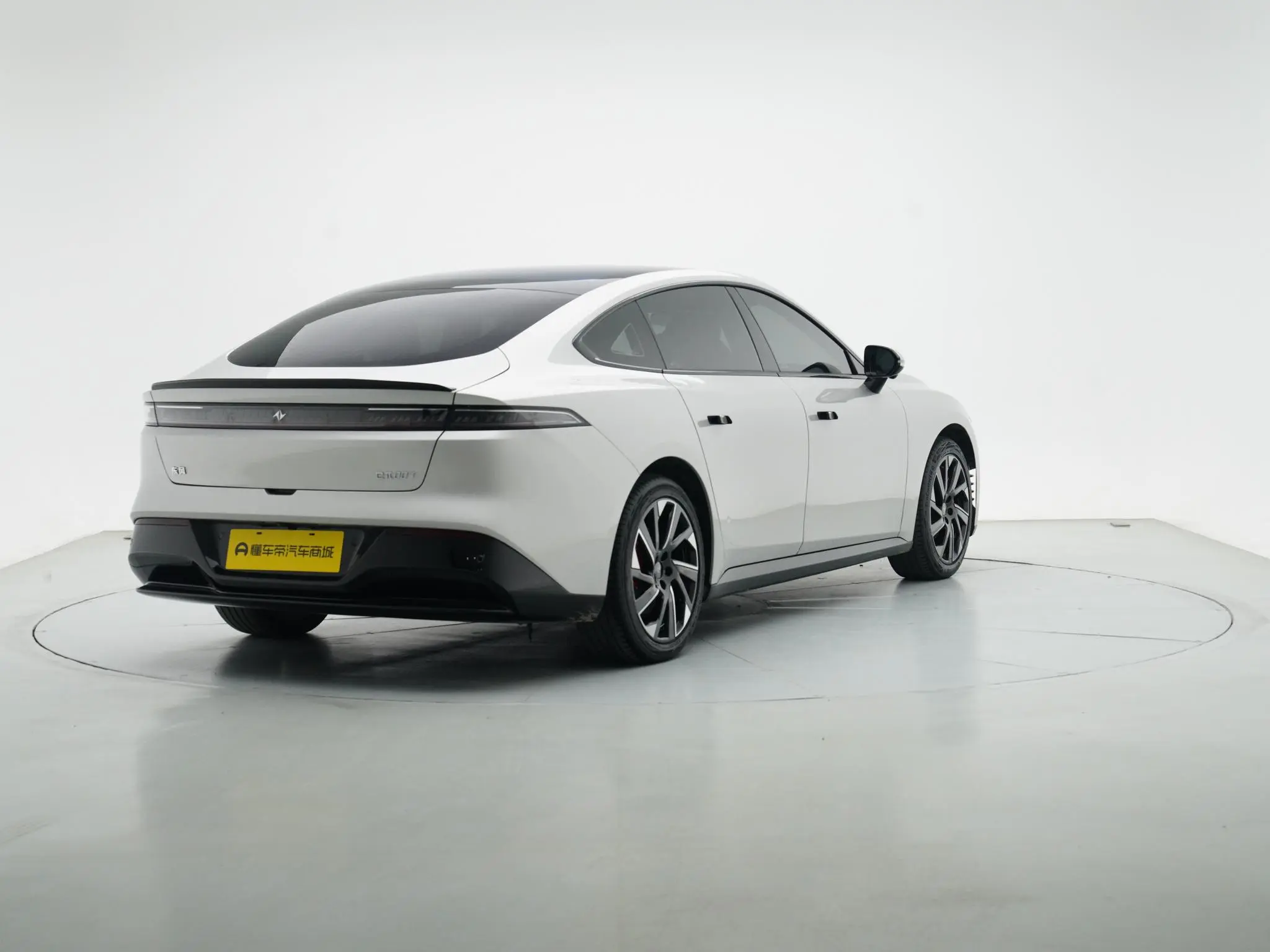 Dongfeng eπ eπ007 Pure electric 530Pro version