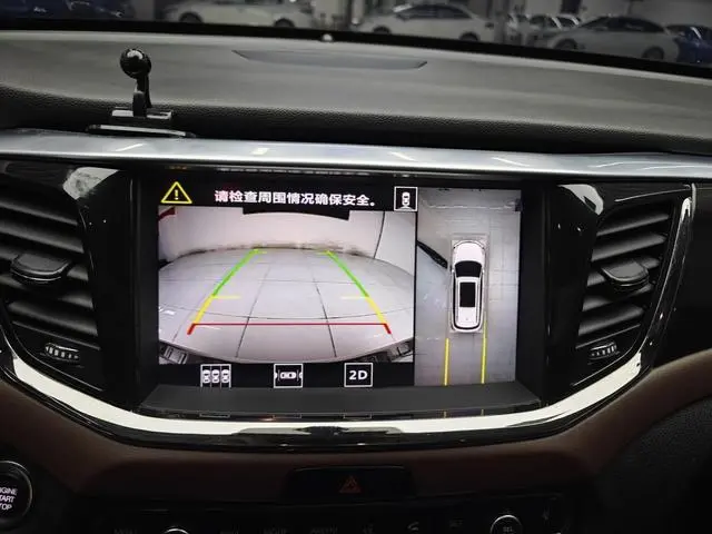 GAC Trumpchi GS8 320T two-wheel drive luxury Zhilian Edition 7 seats
