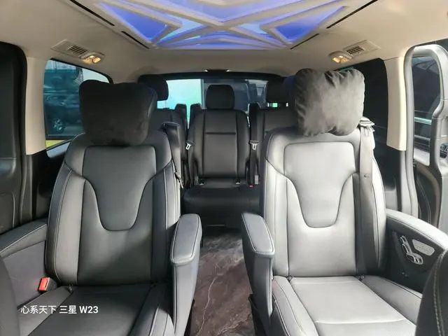 Mercedes-Benz Vito 2.0T Business Edition 7 Seats