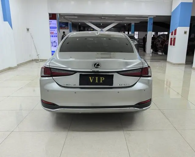 Lexus Lexus ES 200 Excellent Edition