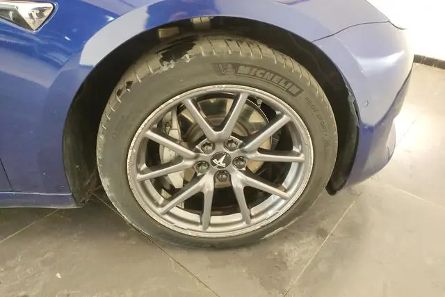 Tesla Model 3 Upgraded version of standard battery life rear drive