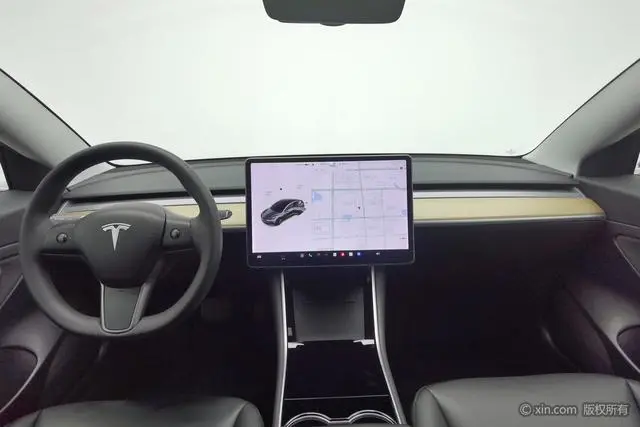 Tesla Model 3 Upgraded version of standard battery life rear drive