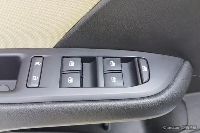 Chevrolet Cruze 320 Automatic Enjoy Edition