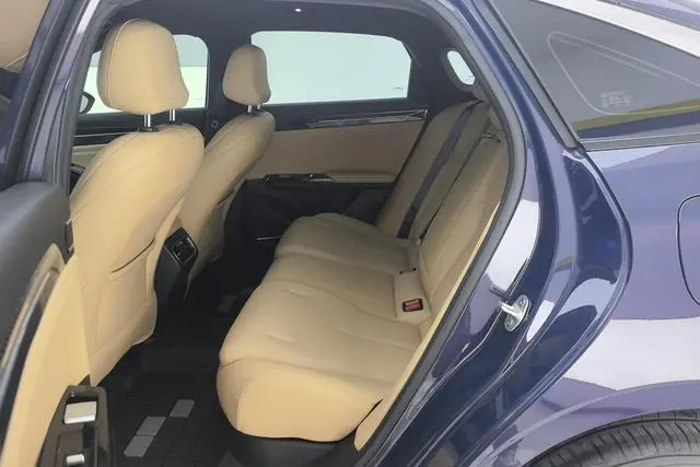 Geely Galaxy Galaxy L6 1.5T DHT 125km Starship