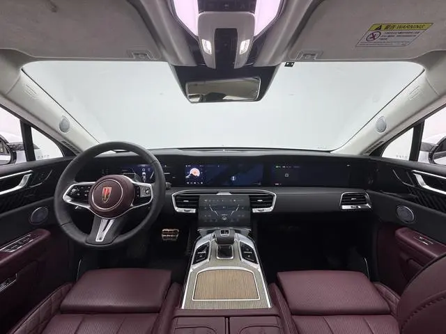 Hongqi Hongqi E-HS9 660km flag collar version four seats