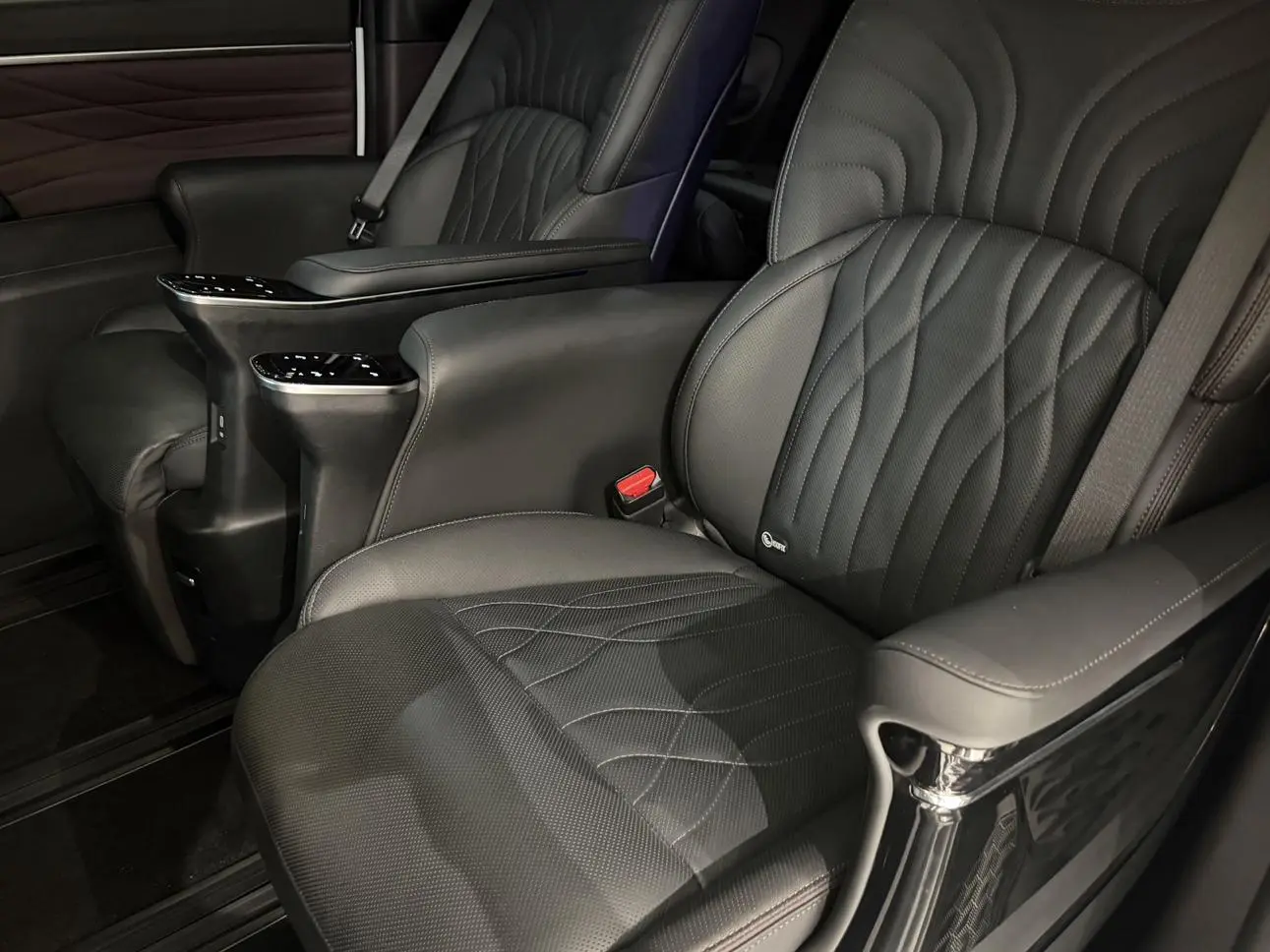 GAC Trumpchi M8 Master Series 2.0 TGDI Premium Edition