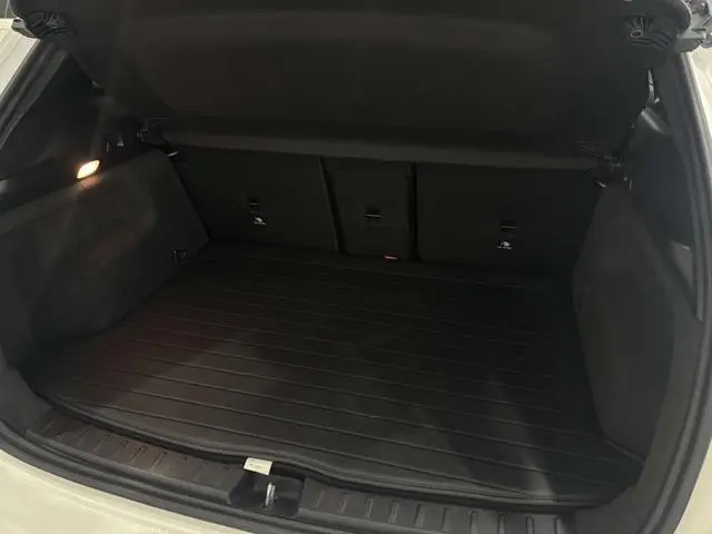 Mercedes-Benz Mercedes-Benz GLA GLA 200