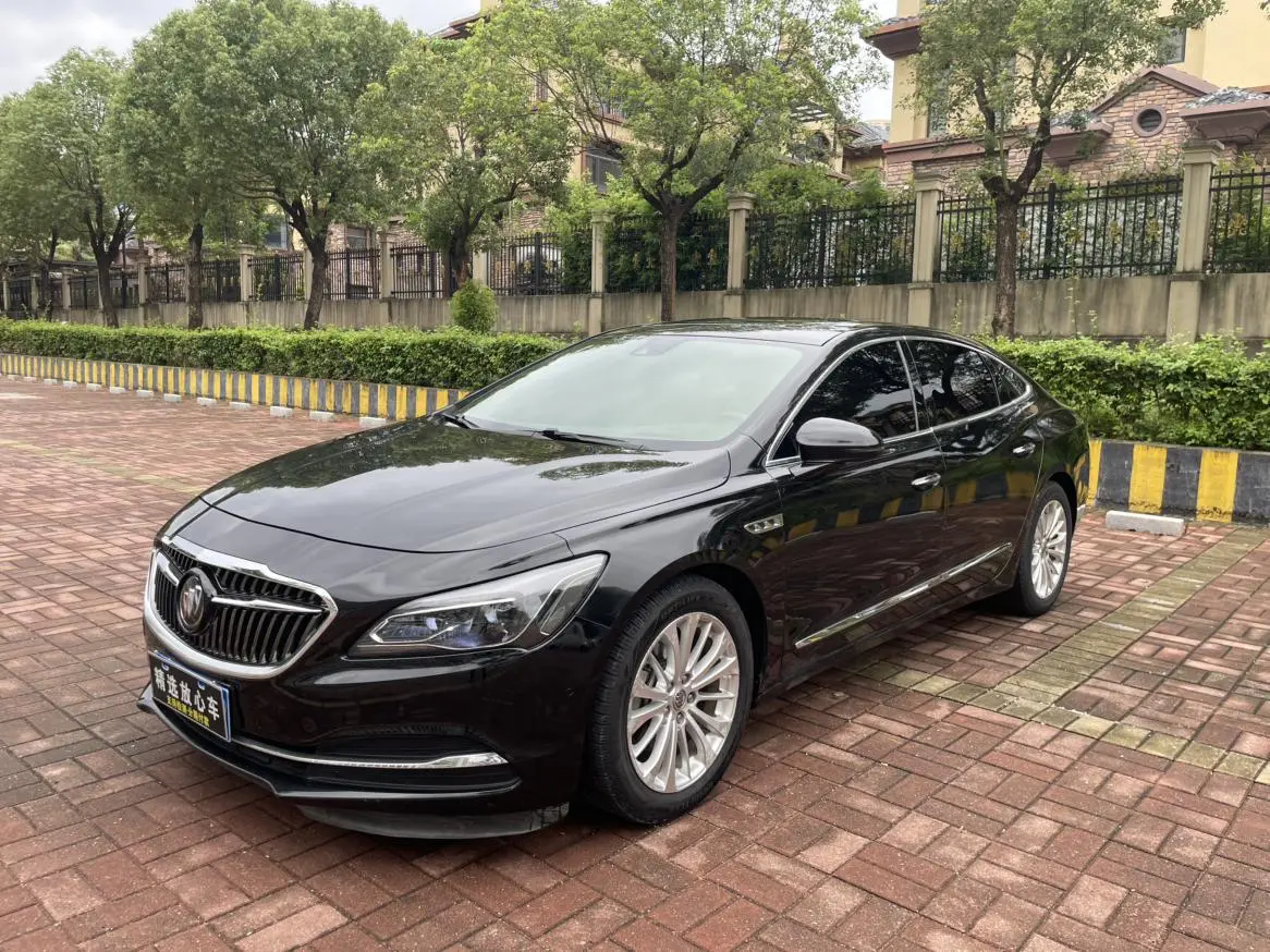 Buick Lacrosse 28T luxury