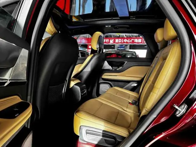 Lincoln Adventurer 2.0T two-wheel drive Zunya edition